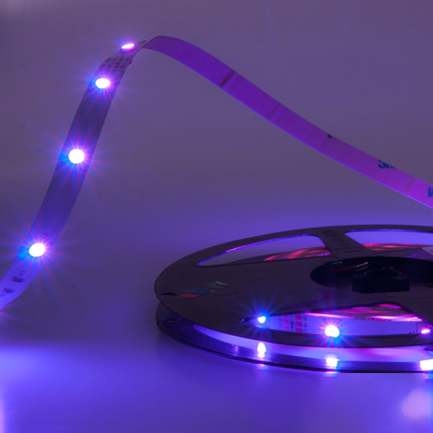 ISOLED LED SIL-RGB Flexband 24V DC 7,2W IP20 5m Rolle 30 LED/m