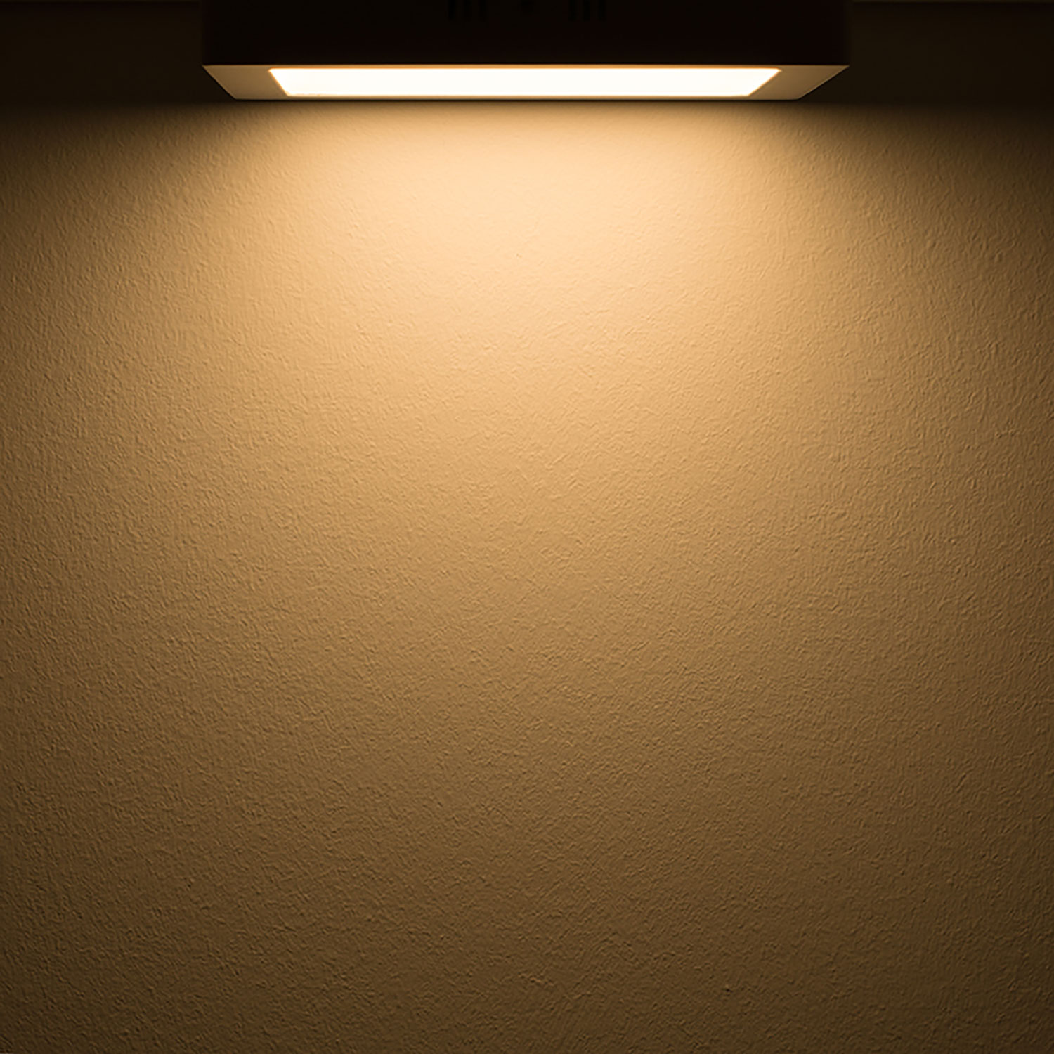 ISOLED Deckenlampe Slim eckig 220x220mm weiß 18W Trafo integriert warmweiß