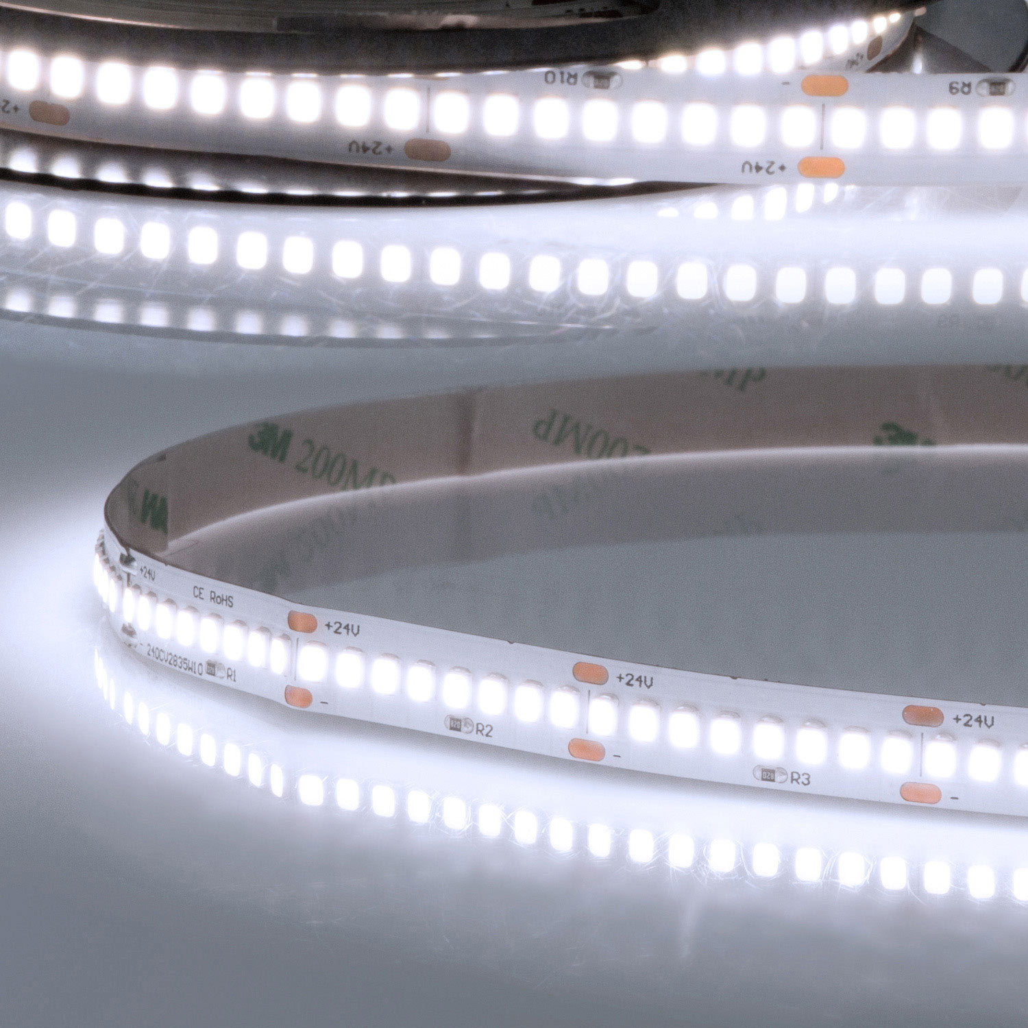 ISOLED LED HEQ960 Flexband High Bright 24V DC 22W IP20 6000K 150 lm/W 5m Rolle 240 LED/m