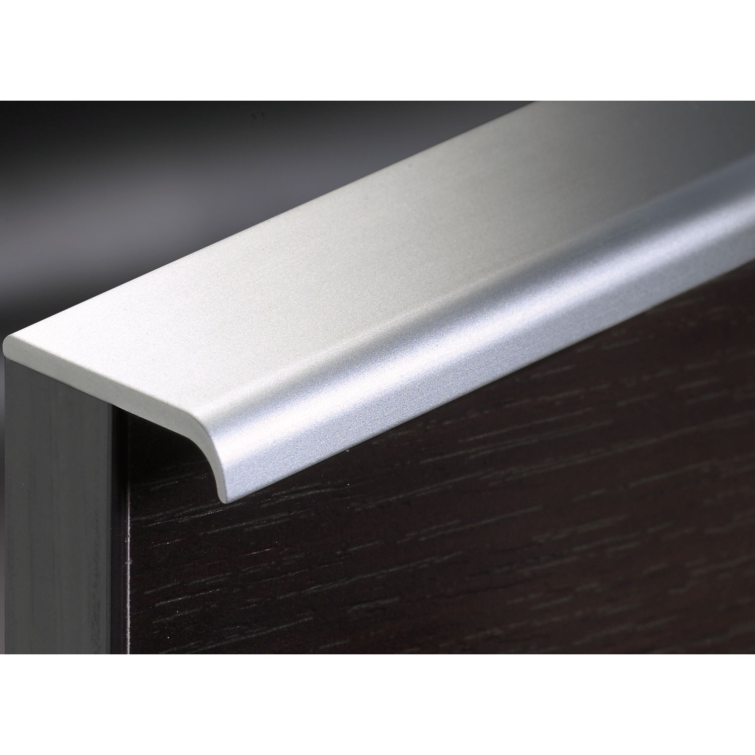 SCHÜCO Griffleiste Akis Länge 3000mm ablängbar Aluminium natur eloxiert