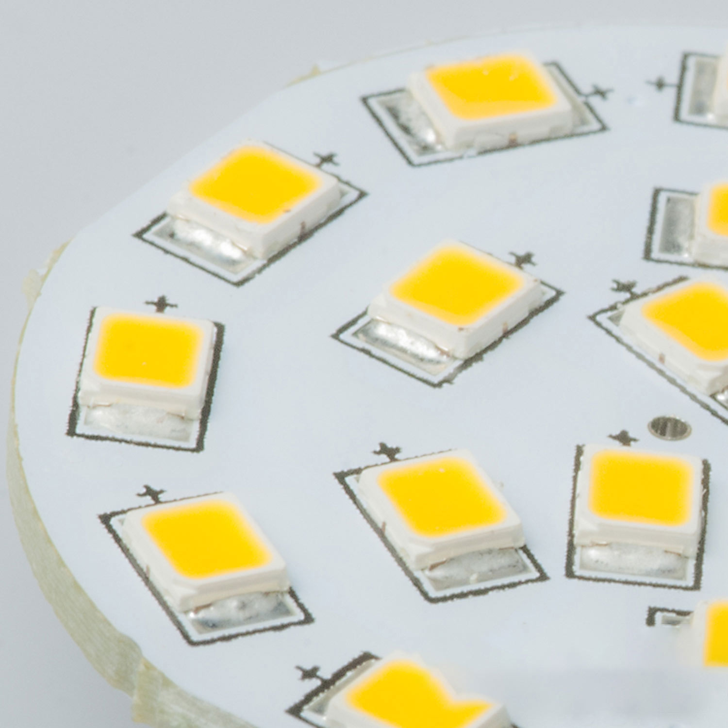 ISOLED G4 LED 21SMD 3W neutralweiß Pin seitlich ISOLED G4 LED 21SMD 3W warmweiß Pin seitlich