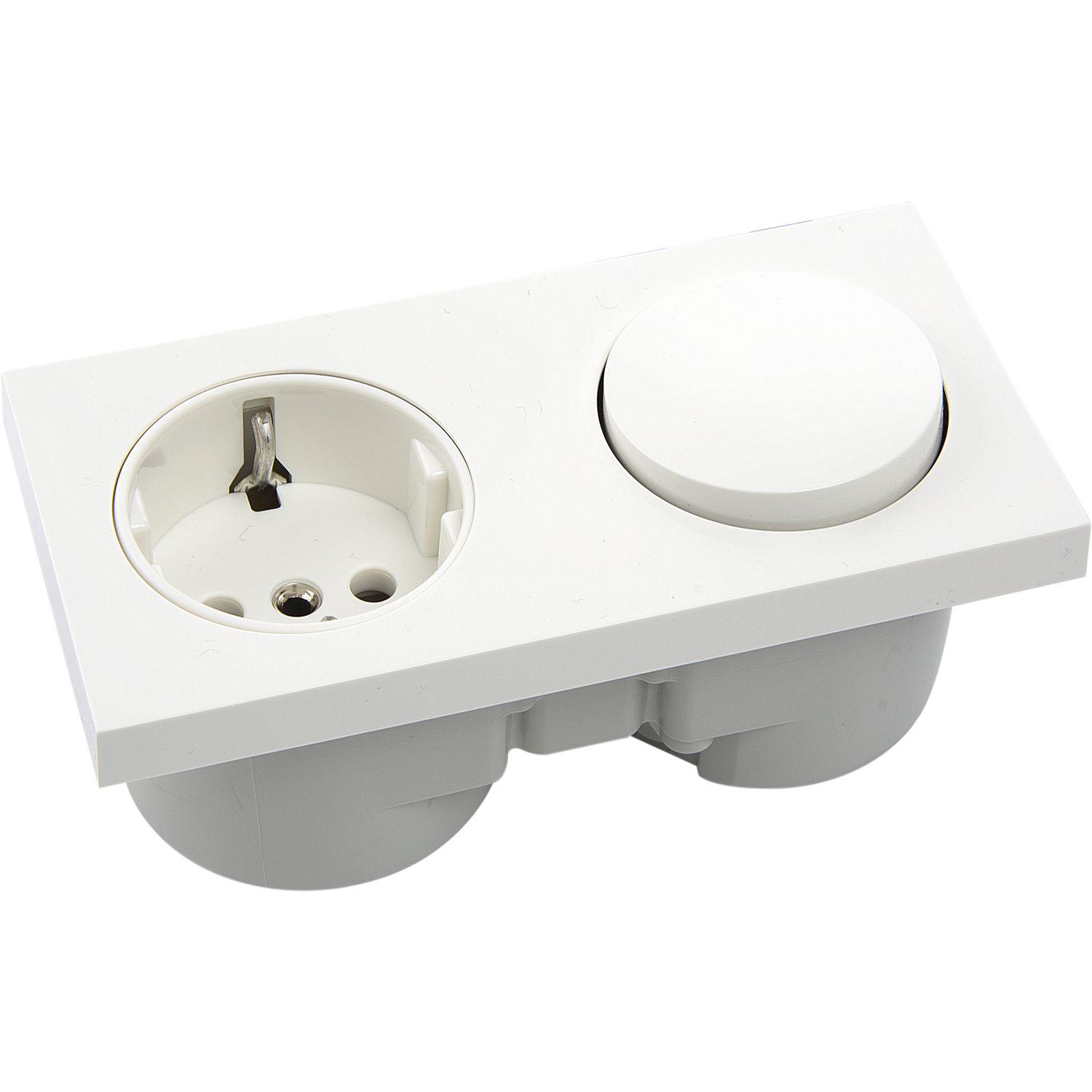 Berker Integro Pure Schalter polarweiß glänzend + Steckdose polarweiß