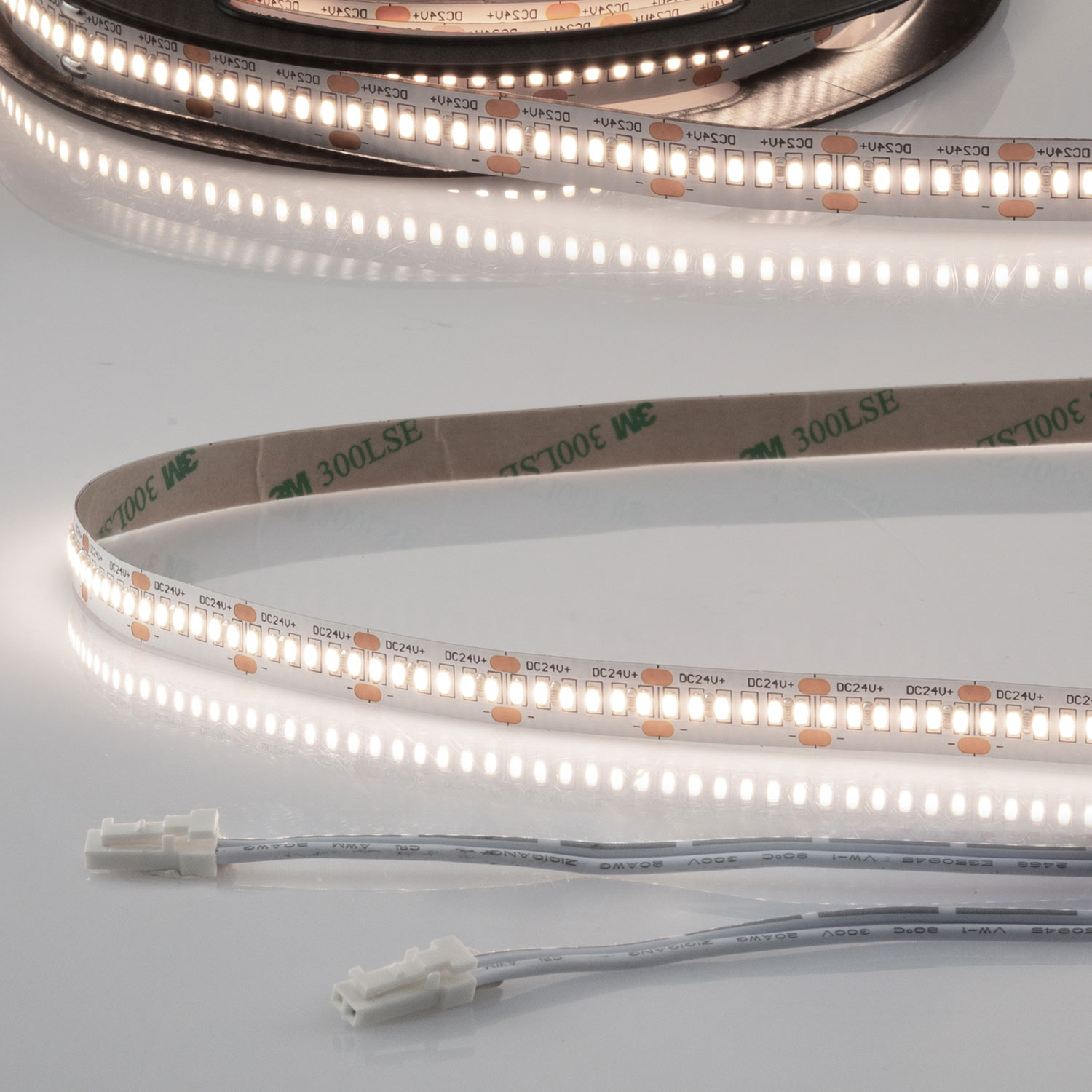ISOLED LED CRI940 MiniAMP Flexband 24V DC 6W IP20 4000K 500cm beids. 30cm Kabel + maleAMP 300 LED/m